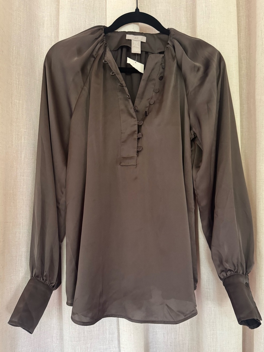 H&M Satin Brown Flowy Tunic Top with Covered Buttons Size XS New With Tags